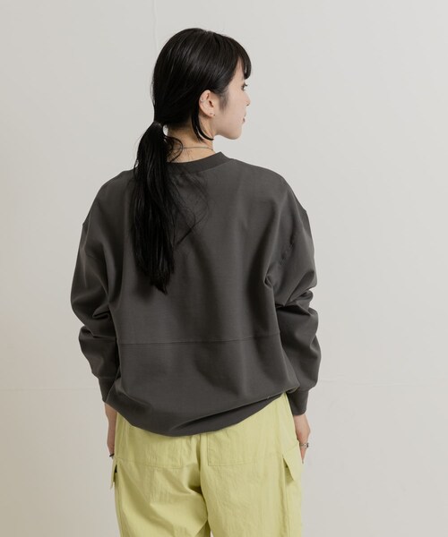 THE GOODLAND MARKET(ザグッドランドマーケット)の「『別注』MIDIUMISOLID×TGM Organic cotton pullover(Tシャツ/カットソー・レディース・IVORY/GREEN/CHARCOAL・FREE)」の21枚目の写真