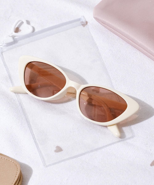 3coins(3coins)の「ファッション用グラス(ファッション雑貨・アイボリー・FREE)」の1枚目の写真