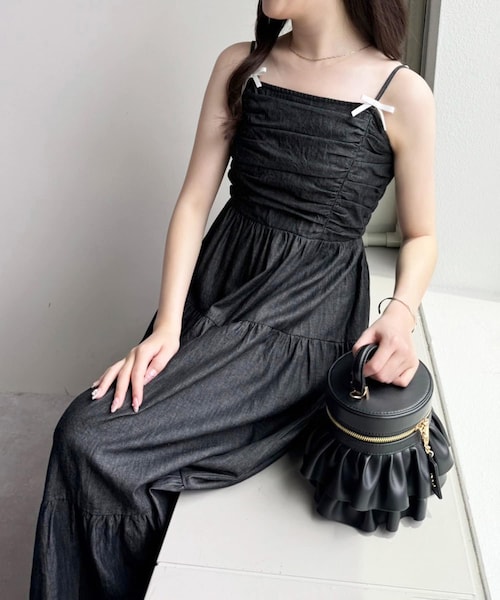 one after another NICE CLAUP(ワンアフターアナザーナイスクラップ)の「ヘアクリップリボン付き/ティアードキャミワンピース(ワンピース/ドレス・レディース・オフホワイト/ホワイト系その他/レッド/ブラック系その他・FREE)」の3枚目の写真