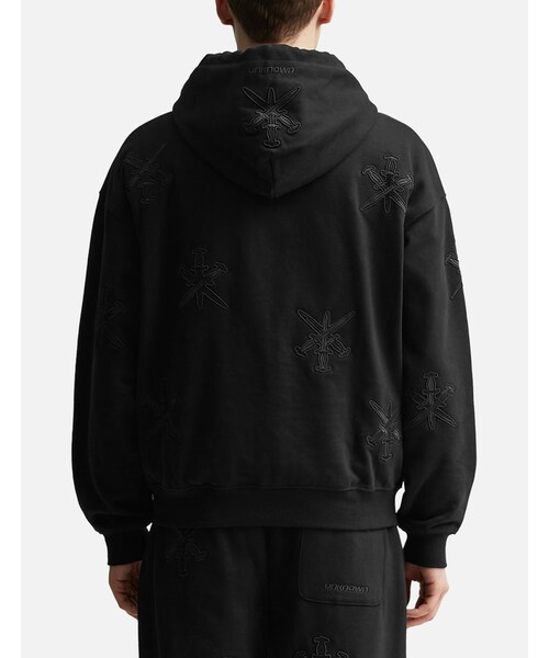 UNKNOWN.(アンノウン)の「Black on Black Dagger Embroidery Hoodie(その他・メンズ・Black・S/M/L/XL)」の4枚目の写真