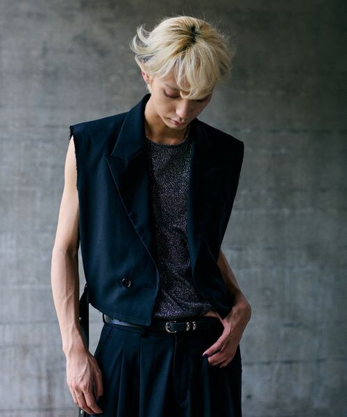 HARE（ハレ）の「2Pノースリーブジャケット＊タックワイドパンツ