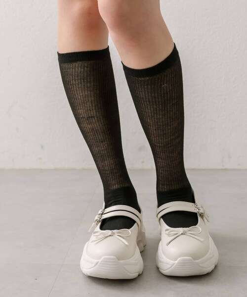 OLIVE des OLIVE（オリーブデオリーブ）の「シアルーズソックス（ソックス/靴下・レディース・ホワイト/ライトグレー/ブラック・FREE）」の2枚目の写真