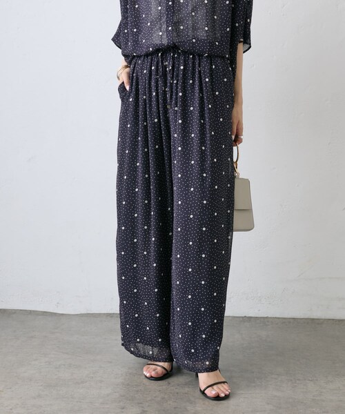 PUAL CE CIN（ピュアルセシン）の「ドットシフォンイージーパンツ（パンツ・レディース・アイボリー/ネイビー・FREE）」の2枚目の写真