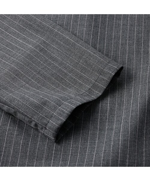 45R（フォーティファイブアール）の「梳毛ウールのピンタックドレス