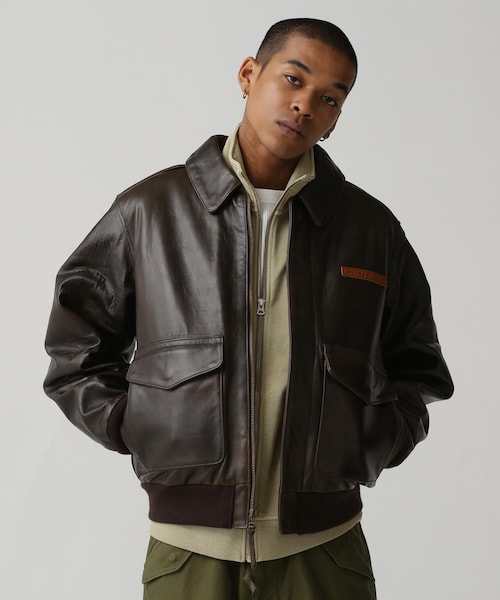 AVIREX（アヴィレックス）の「A-2 FLIGHT JACKET ANTIQUE LANB / A-2 フライトジャケット アンティークラム / AVIREX（ジャケット/アウター・ブラック/ブラウン・36/38/40/42/44）」の2枚目の写真