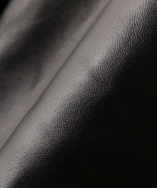 AVIREX（アヴィレックス）の「A-2 FLIGHT JACKET ANTIQUE LANB / A-2 フライトジャケット アンティークラム / AVIREX（ジャケット/アウター・ブラック/ブラウン・36/38/40/42/44）」の9枚目の写真