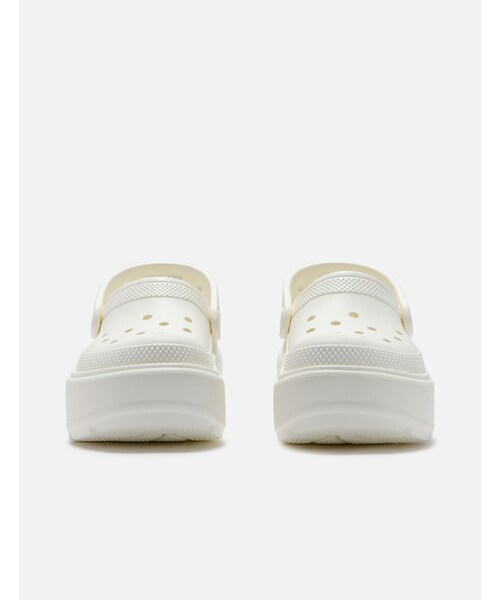 crocs（クロックス）の「STOMP CLOG（その他・レディース・Chalk・US 9 ""/ W 11/US 8 ""/ W 10/US 4 ""/ W 6/US 5 ""/ W 7/US 6 ""/ W 8/US 7 ""/ W 9）」の2枚目の写真