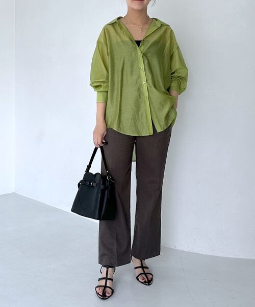 mysty woman（ミスティウーマン）の「ヨークタックテーパードパンツ（その他・レディース・グレー15/ベージュ52/ダークブラウン58・F）」の17枚目の写真