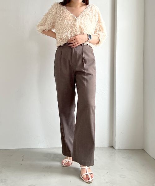 mysty woman（ミスティウーマン）の「ヨークタックテーパードパンツ（その他・レディース・グレー15/ベージュ52/ダークブラウン58・F）」の15枚目の写真