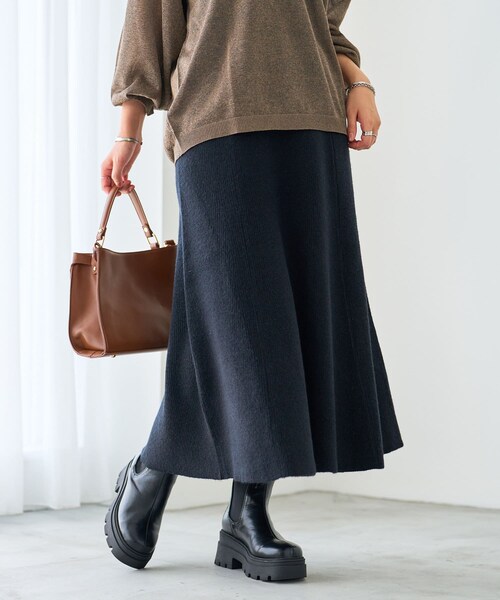 un dix cors(アンディコール)の「《予約》《セットアップ対応可・インしない》アルパカ混ニットスカート(スカート・レディース・アイボリー/チャコールグレー/ブラック・F)」の2枚目の写真