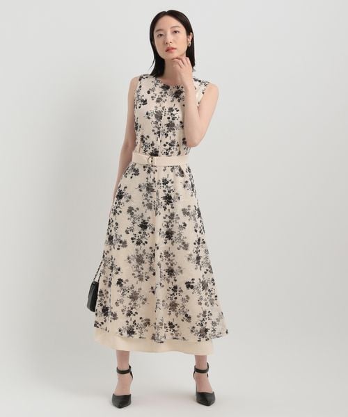 ＊新品＊アンデミュウ 花柄ワンピース anysis系 ✨美品✨[anysis]花柄 膝丈ワンピース 総柄 紫 - メルカリ