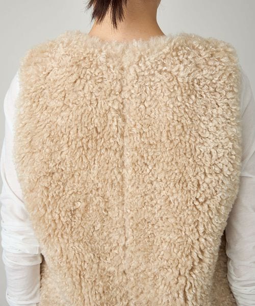 Curensology（カレンソロジー）の「カーリーショートベスト（）」 - WEAR