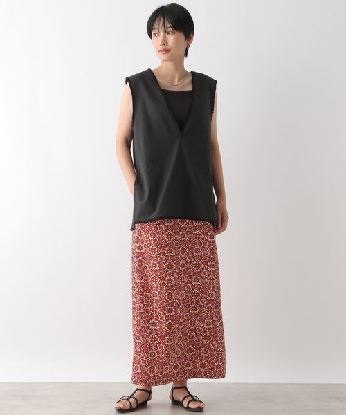 LEPSIM（レプシィム）の「アフリカンプリントナロースカート（スカート・レディース・レッド35/ブラウン55/ブルー85・FREE SIZE）」の9枚目の写真