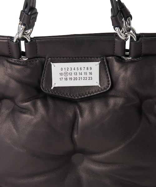 Maison Margiela(メゾンマルジェラ)の「GLAM SLAM SHOPPING SMALL(バッグ・メンズ・BLACK/01・F)」の5枚目の写真
