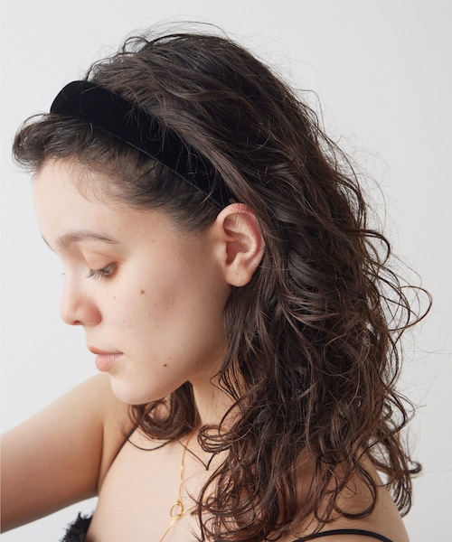 KRSさま専用　ALEXANDRE DE PARIS カチューシャ　ベロア Alexandre De Paris】ベロアカチューシャ2.5cm