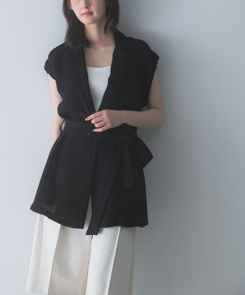 URBAN RESEARCH ROSSO（アーバンリサーチロッソ）の「ベルテッドウエストシェイプジレ（ベスト・レディース・BLACK/L.BEIGE・Free）」の4枚目の写真