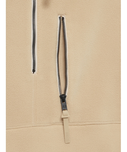 AIGLE（エーグル）の「ワンポイント刺繍ロゴ ハーフジップ マイクロ