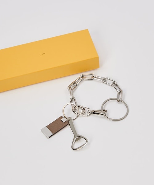 Lui's（ルイス）の「CRISTY POLICE CHAIN CHARM DIPLO FJORD（キーホルダー・メンズ・ブラック/トープ/オレンジ・F）」の2枚目の写真