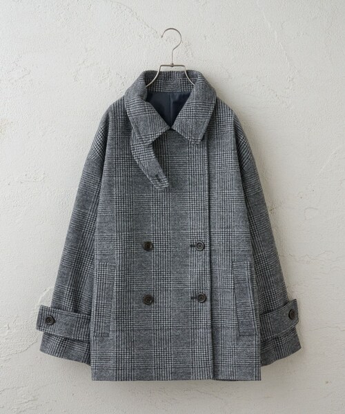 DISCOAT（ディスコート）の「中空糸スタンドミドルコート《WEB限定カラーあり》（ピーコート・レディース・ライトベージュ/チャコールグレー/トープ/ブラック・F）」の4枚目の写真