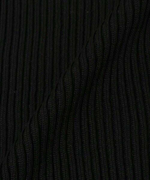 CFCL（シーエフシーエル）の「SOFT PORTRAIT BELL SLEEVE TOP（トップス・レディース・BLACK/01/NAVY/40/RED/60・03）」の7枚目の写真