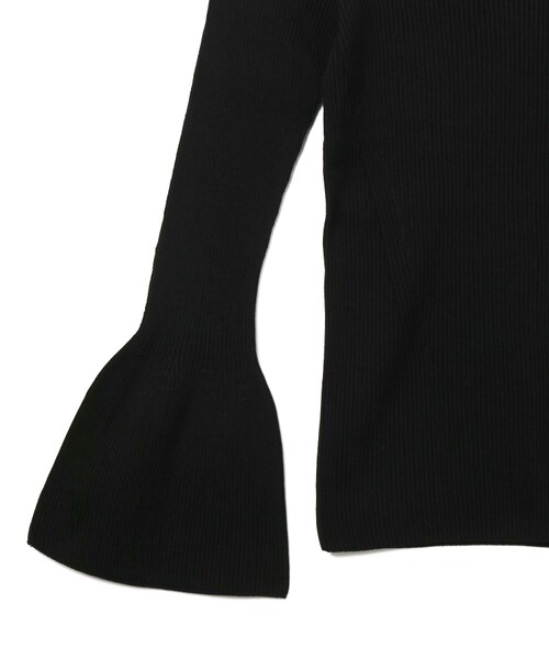 CFCL（シーエフシーエル）の「SOFT PORTRAIT BELL SLEEVE TOP（トップス・レディース・BLACK/01/NAVY/40/RED/60・03）」の6枚目の写真