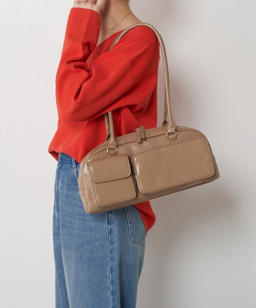 COLLAGE GALLARDAGALANTE（コラージュガリャルダガランテ）の「【PAPILLONNER/パピヨネ】アウトポケットボストンバッグ（バッグ・レディース・ブラック/ベージュ・FREE）」の2枚目の写真