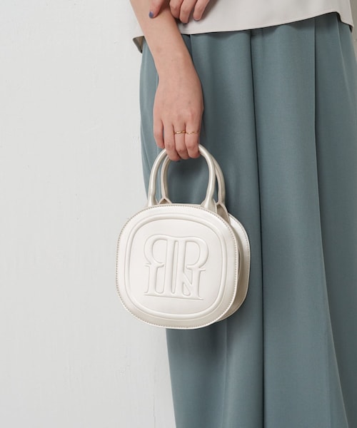 COLLAGE GALLARDAGALANTE（コラージュガリャルダガランテ）の「【PAPILLONNER/パピヨネ】ロゴミニショルダーバッグ（ハンドバッグ・レディース・ブラック/シルバー・FREE）」の2枚目の写真