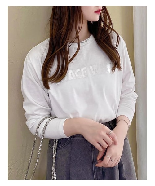 INGNI（イング）の「【秋の新作】【WEB限定】アソートロングTシャツ（トップス・レディース・ｵﾌﾎﾜｲﾄ/ｸﾛA/ｵﾌﾎﾜｲﾄ/ｸﾛ/ｵﾌﾎﾜｲﾄ/ｼﾙﾊﾞｰ/ﾁｬｺｰﾙｸﾞﾚｰ/ｵﾌﾎﾜｲﾄA/ｸﾛ/ｵﾌﾎﾜｲﾄ/ｸﾛ/ｼﾙﾊﾞｰ/ｸﾛ/ｵﾌﾎﾜｲﾄA/ﾗｲﾄﾍﾞｰｼﾞｭ/ｸﾛ・M）」の5枚目の写真