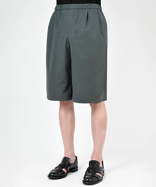 LAD MUSICIAN（ラッドミュージシャン）の「2WAY STRETCH 2TUCK