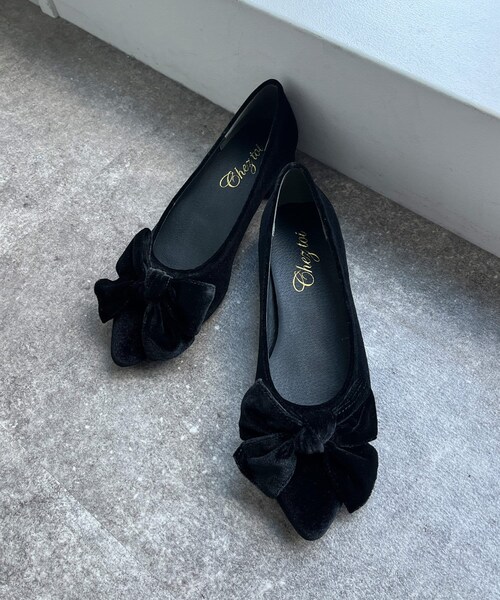 Chez toi（シェトワ）の「ベロアリボンバレーシューズ（バレエシューズ・レディース・ブラウン/グレー/ブラック・22.5/23.5/24.5）」の2枚目の写真