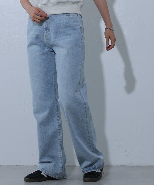 COLONY 2139（コロニートゥーワンスリーナイン）の「ルーズストレートデニム（デニムパンツ・レディース・オフホワイト/ネイビー/ミッドナイトブルー/サックスブルー/ライトグレー・S/M/L）」の5枚目の写真