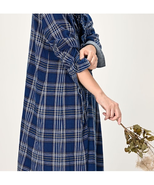美品✨近年45R 45rpm 藍 インドネルチェック　ドレス ワンピース 45R（フォーティファイブアール）の「藍インドネルチェックのAドレス