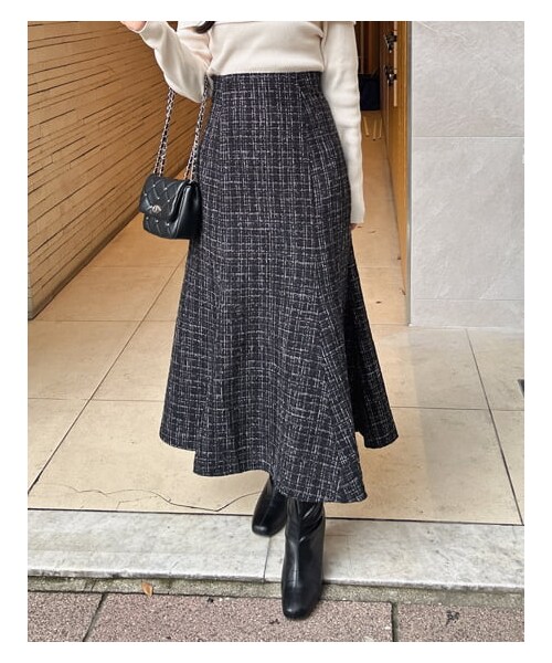 INGNI（イング）の「【WEB先行】【秋の新作】BackレースUPツイードマーメイドスカート（スカート・レディース・ｵﾌｸﾛ/ﾂｲｰﾄﾞ/ｸﾛｵﾌ/ﾂｲｰﾄﾞ・F）」の8枚目の写真