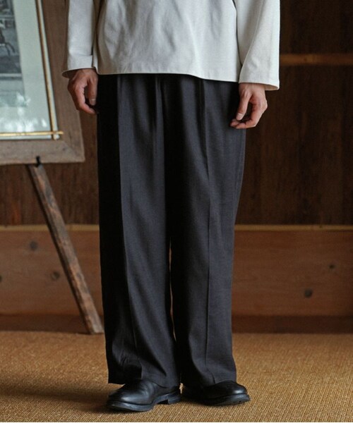 【Shiun 】STRAIGHT TUCK TROUSERS 【Sサイズ】 shiun(シウン) ONLINE STORE / STRAIGHT TUCK TROUSERS