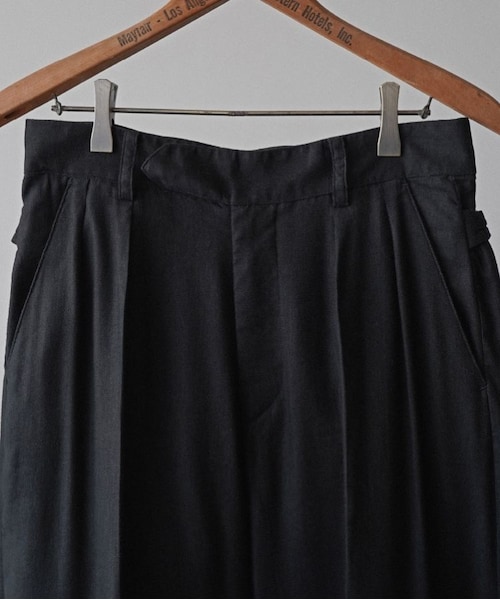 shiun（シウン）の「LINEN STRAIGHT TUCK TROUSERS（スラックス・メンズ・ブラック・XS/S/M）」の13枚目の写真