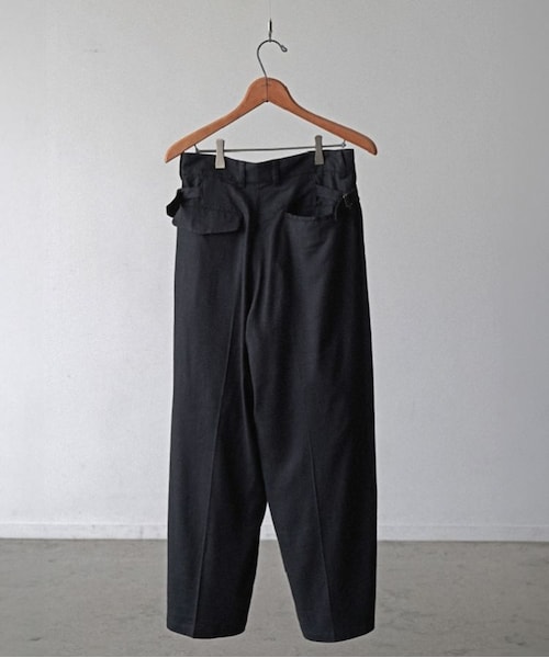 shiun（シウン）の「LINEN STRAIGHT TUCK TROUSERS（スラックス・メンズ・ブラック・XS/S/M）」の19枚目の写真