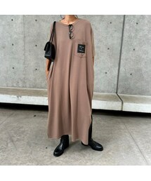 copine | 胸ポケットロゴ&バックロゴゆったりTシャツワンピース（モカベージュ）(ワンピース)