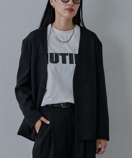 COLONY 2139（コロニートゥーワンスリーナイン）の「【セットアップ対応】ウォッシャブルケアノーカラージャケット（ノーカラージャケット・メンズ・グレー/ブラック・M/L）」の2枚目の写真