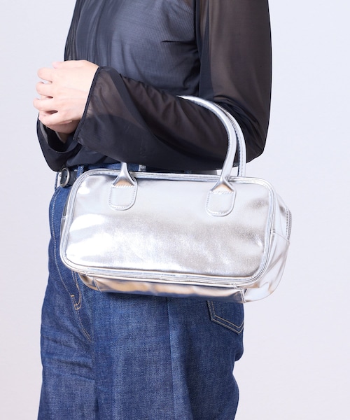 3coins(3coins)の「ボストンハンドバッグ(ハンドバッグ・レディース・シルバー/ブラック・FREE)」の1枚目の写真