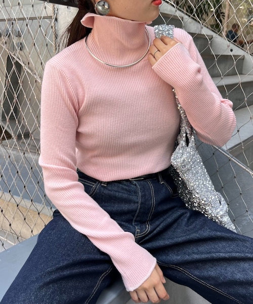 CIAOPANIC TYPY（チャオパニックティピー）の「アンチピリング配色ステッチタートル（ニット/セーター・レディース・オフホワイト/マスタード/サックスブルー/ブルー/ネイビー/ピンク/レッド/ブラウン/カーキ/グレー/ライトグレー/ブラック・ONE）」の11枚目の写真