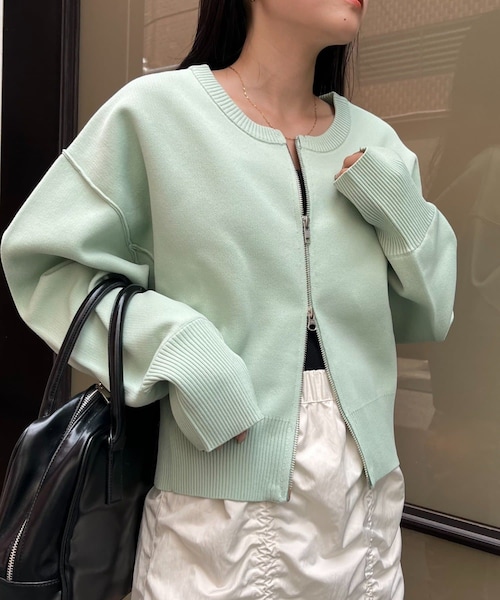 CIAOPANIC TYPY(チャオパニックティピー)の「スポンディッシュ2wayZIPカーデ(カーディガン/ボレロ・レディース・オフホワイト/ミント/レッド/ブラック/キャメル/ピンク/ブルー/グレー・ONE)」の4枚目の写真