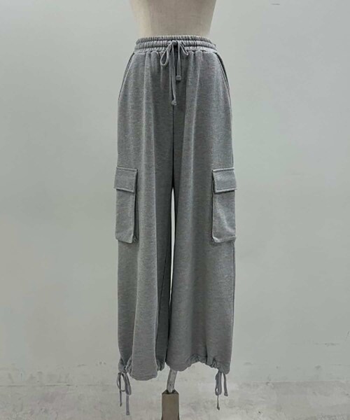 one after another NICE CLAUP(ワンアフターアナザーナイスクラップ)の「裏毛カーゴパンツ(カーゴパンツ・レディース・オートミール/ピンク/グレー・FREE)」の2枚目の写真