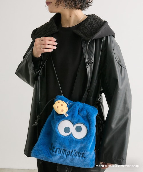 セサミストリート　イアパピヨネ　コラボ巾着2wayショルダーバッグ ear PAPILLONNER（イアパピヨネ）の「【SESAME STREET（セサミ