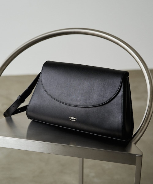 ラシット　レザー　フラップショルダーバッグ russet（ラシット）の「[SNSで話題]レザーフラップショルダーバッグ