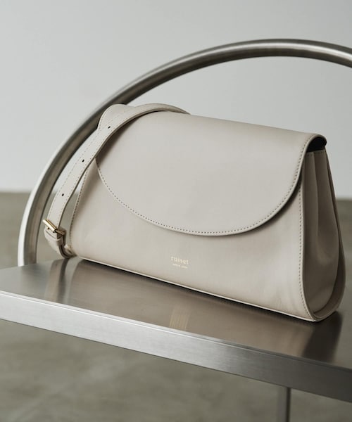 ラシット　レザー　フラップショルダーバッグ russet（ラシット）の「[SNSで話題]レザーフラップショルダーバッグ