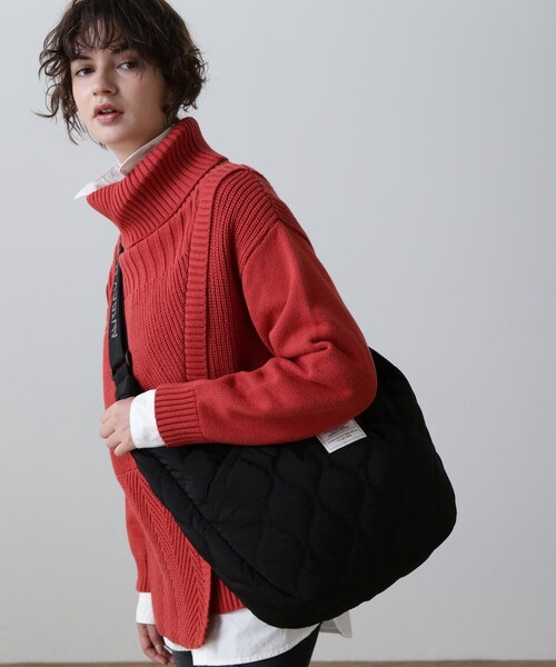 AVIREX(アヴィレックス)の「《限定》BONDING QUILTING SHOULDER BAG/キルティングショルダーバッグ(バッグ・ブラック/ブラックカモ/レッド/ネイビー/オリーブカモ・F)」の10枚目の写真