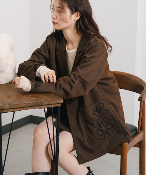 Kastane(カスタネ)の「【セットアップ対応/裏地なし】フレンチツイル刺繍ジャケット(テーラードジャケット・レディース・ブラウン/グレー・F)」の1枚目の写真