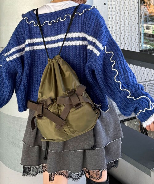 CIAOPANIC(チャオパニック)の「【2024AW】テープリボンナイロンナップザック(バックパック/リュック・レディース・カーキ/ブラック・FREE)」の1枚目の写真