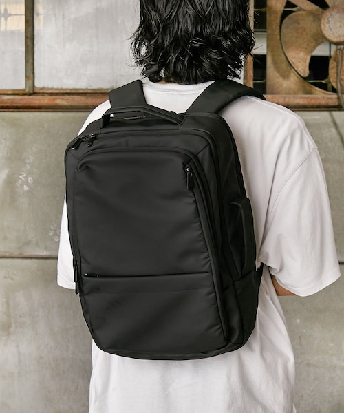 3coins(3coins)の「4パーテーション2WAYリュック/MENS(バックパック/リュック・メンズ・ブラック・FREE)」の1枚目の写真