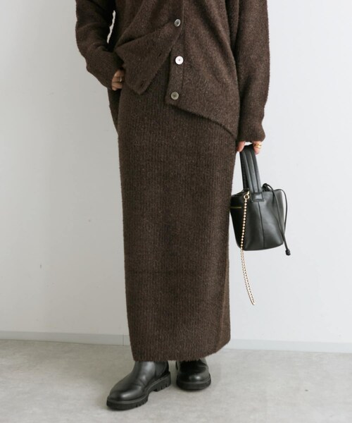 RIVE DROITE(リヴドロワ)の「予約【セットアップ対応】フェザーラメスカート/11月下旬お届け予定(スカート・レディース・ブラウン/グレー/ブラック・F)」の1枚目の写真